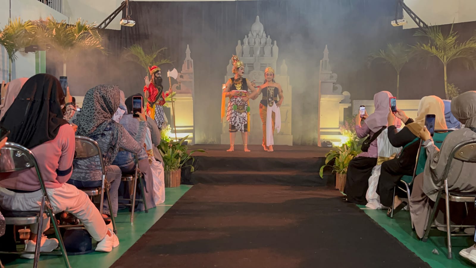Hari Kedua PJBL Skanifest 2025: Dari Edukasi Kesehatan hingga Wiracarita Mahabharata, Perpaduan Estetika dan Budaya